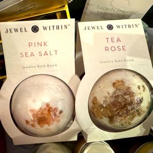Bath bombs with Surprise Jewelry in them!!